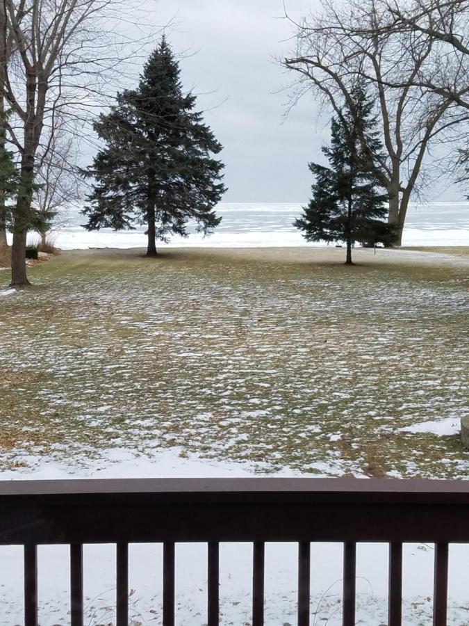 | Cozy cottage on Lake Winnebago