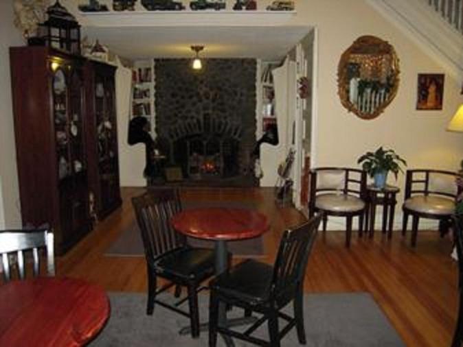 | Brookview Manor Inn