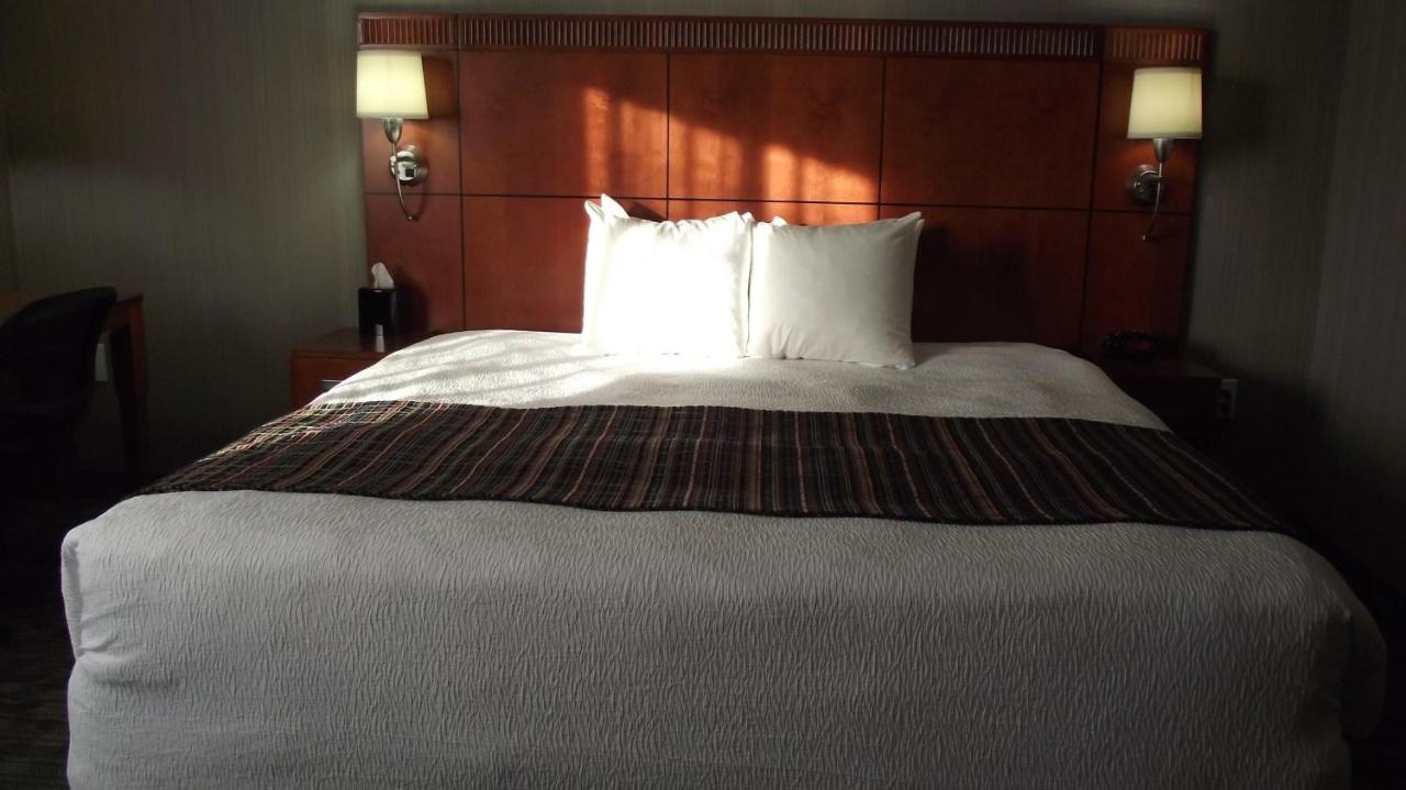  | Country Inn & Suites by Radisson, Portland Delta Park, OR