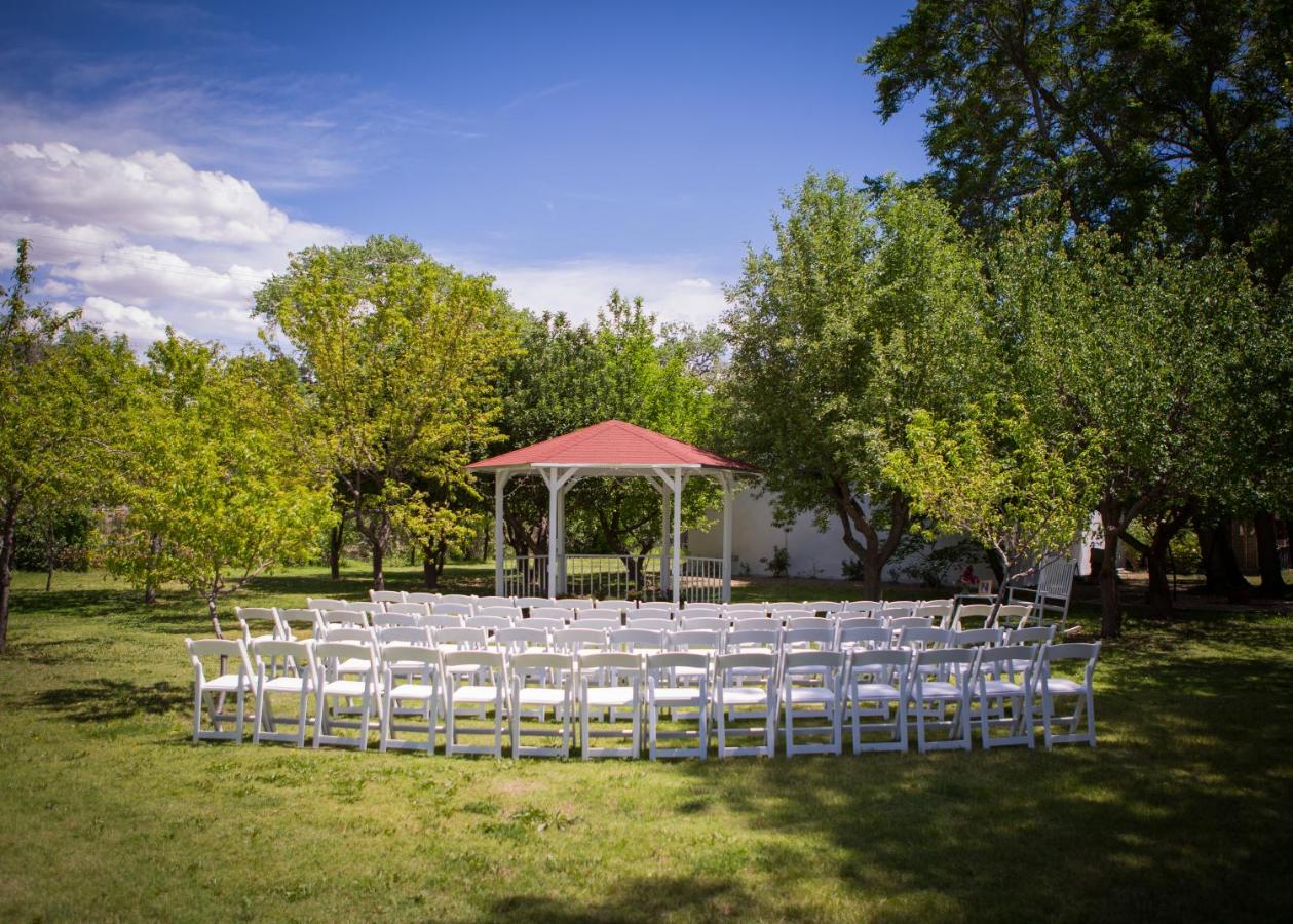 | Red Horse Bed and Breakfast