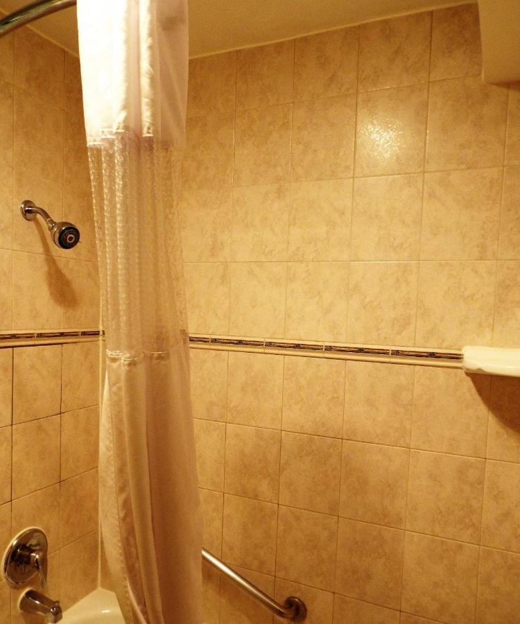 King Room - Non-Smoking at Super 8 by Wyndham Casper East/Evansville