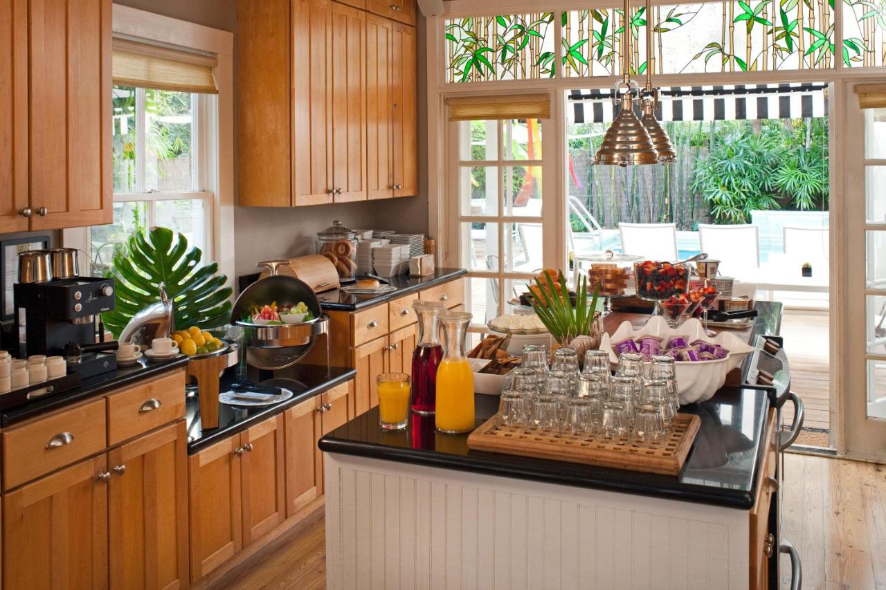  | Alexander's Gay Lesbian Guesthouse (Adult Only 21+)