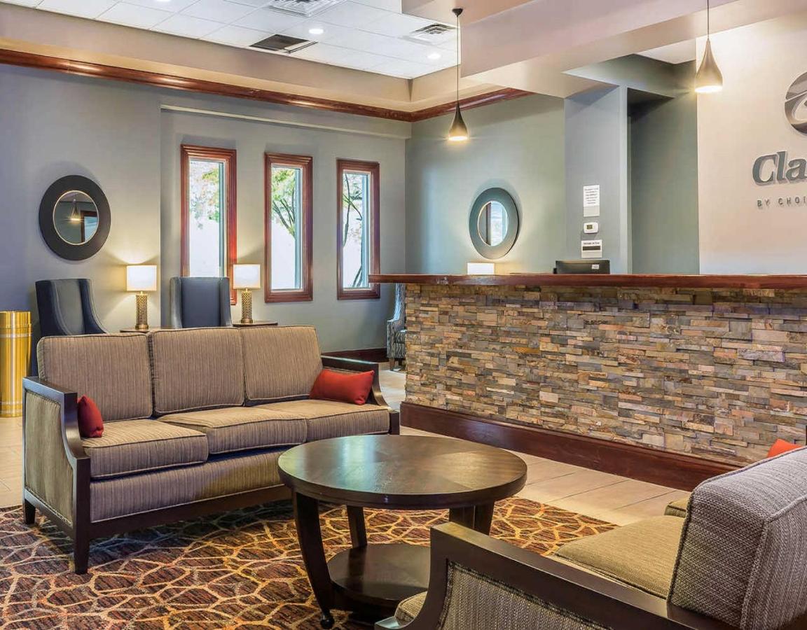 | Clarion Inn Belle Vernon