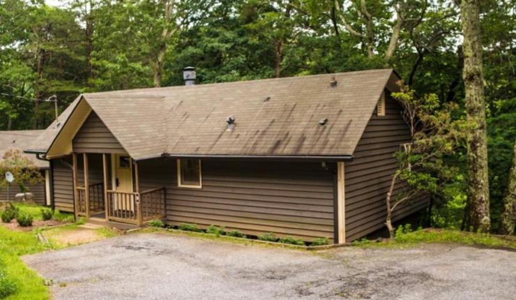 | Amicalola Falls State Park and Lodge