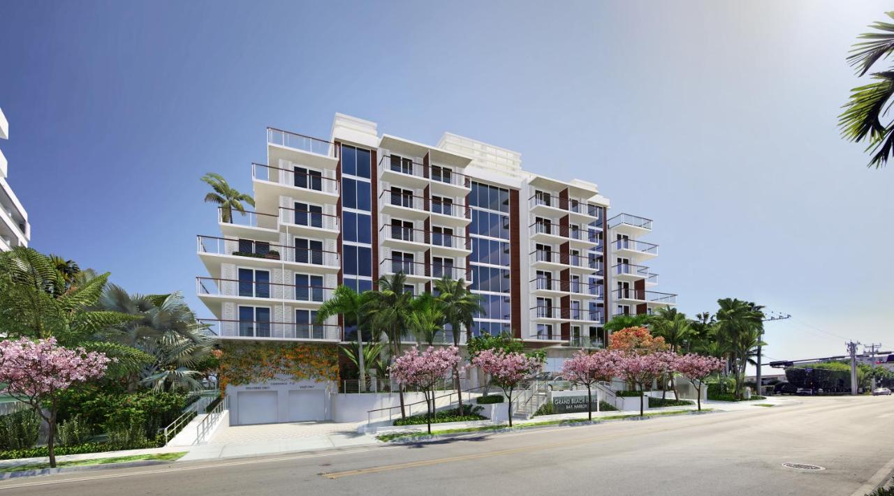 | Grand Beach Hotel Bay Harbor