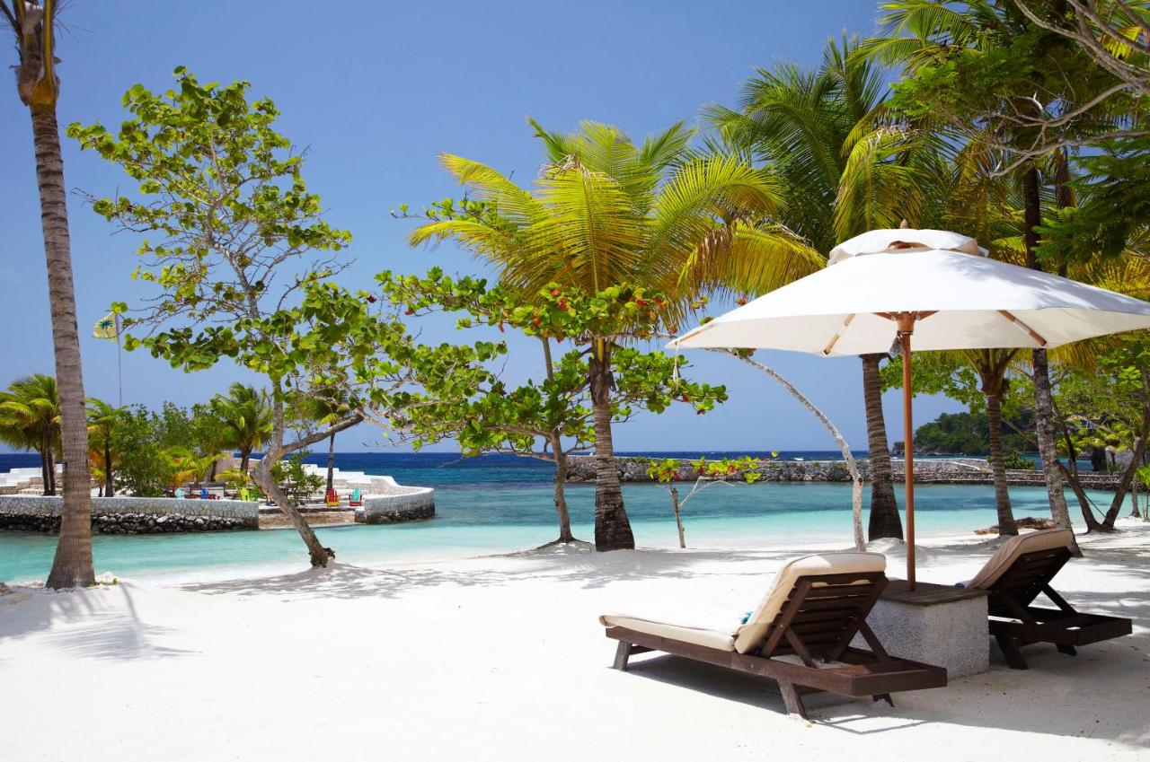 | GoldenEye Resort