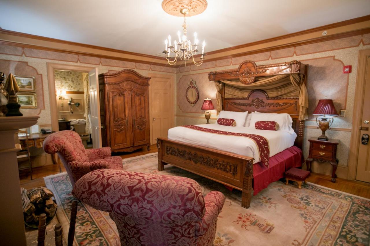 | Gramercy Mansion