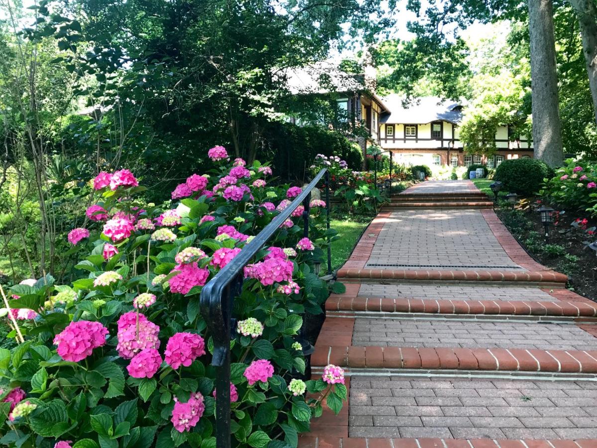 | Gramercy Mansion