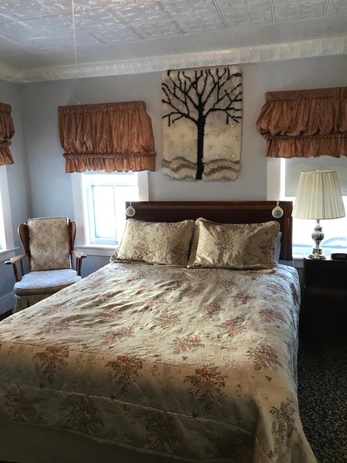 | Maple Hill Farm Bed & Breakfast