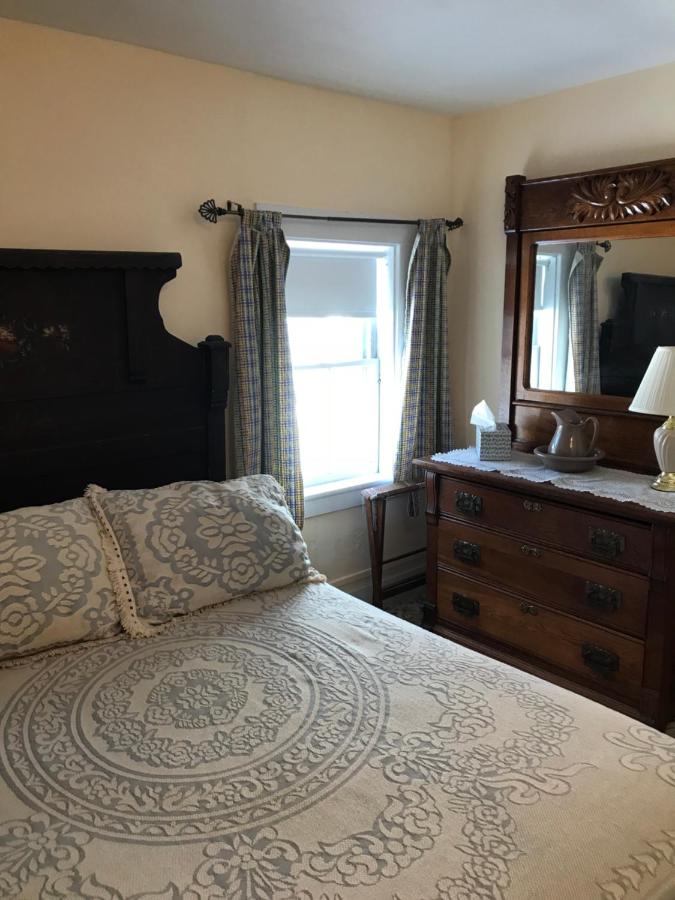 | Maple Hill Farm Bed & Breakfast
