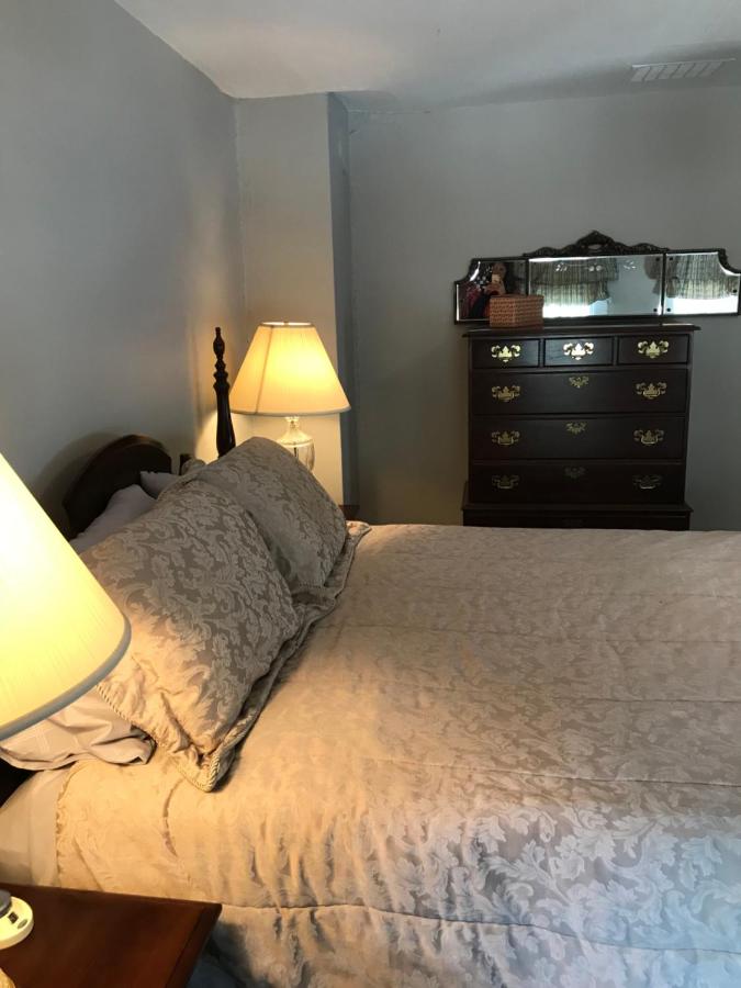 | Maple Hill Farm Bed & Breakfast