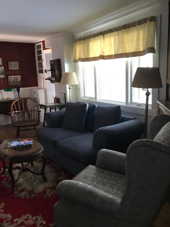 | Maple Hill Farm Bed & Breakfast