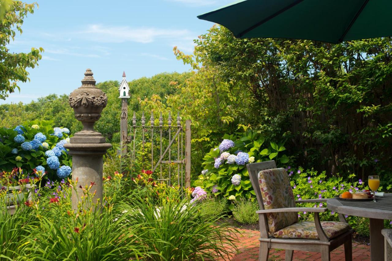| Lands End Inn - Adults Only