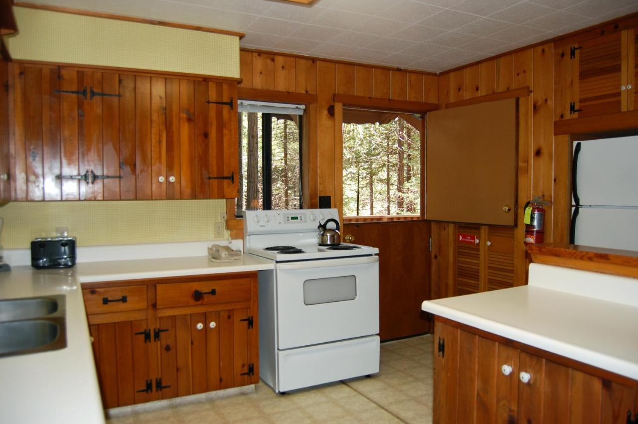 | 9S Pine Cabin