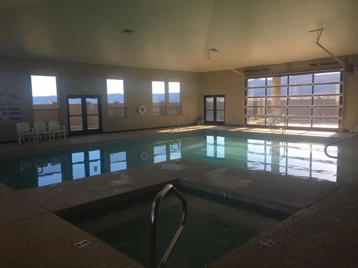 | Canyon Country Lodge