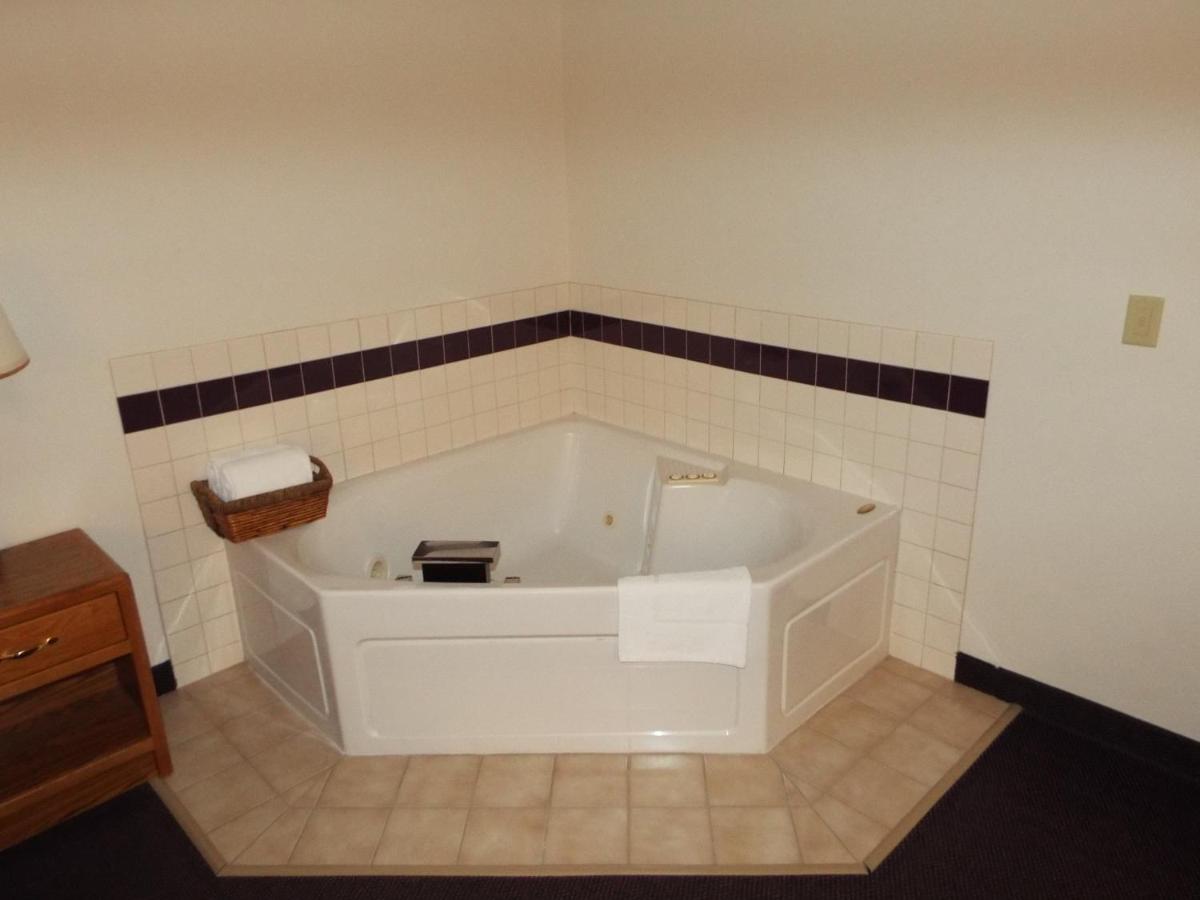 | FairBridge Inn & Suites