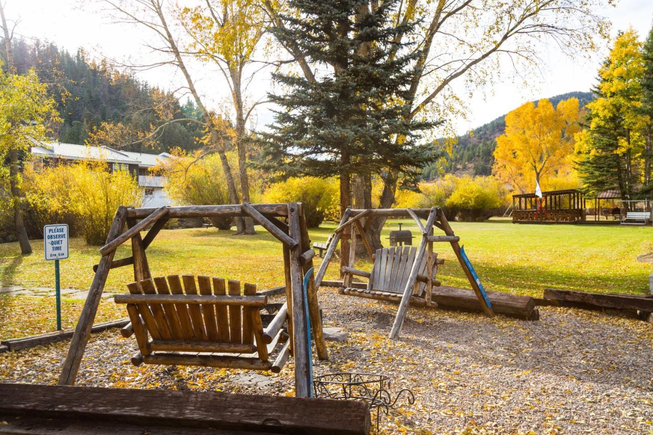 | Alpine Lodge Red River