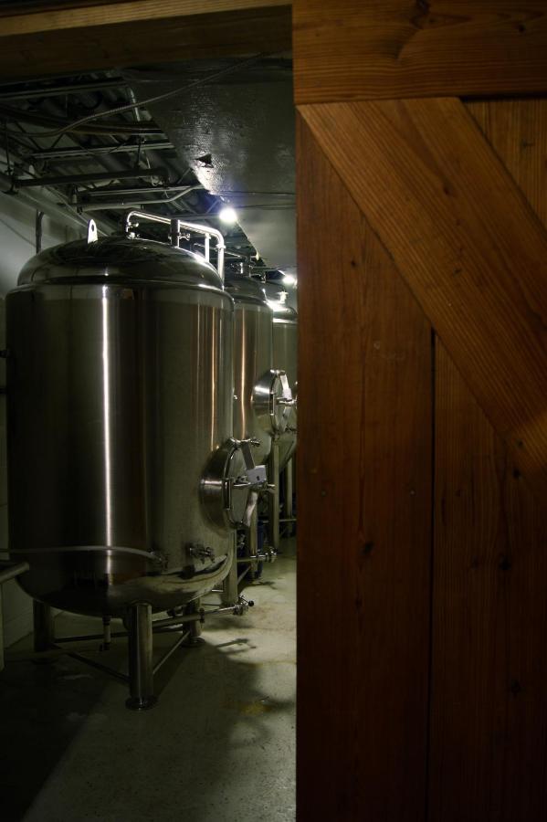 | Altland House Inn & Suites