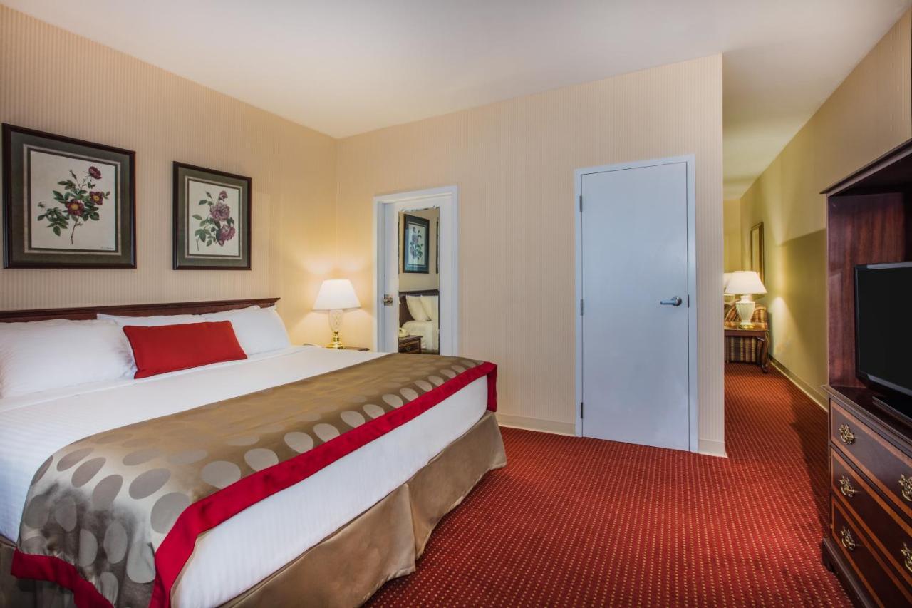One-Bedroom King Suite - Non-Smoking at Ramada by Wyndham Ligonier