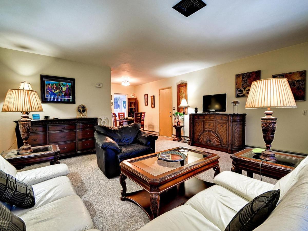 | Two-Bedroom Villa #729