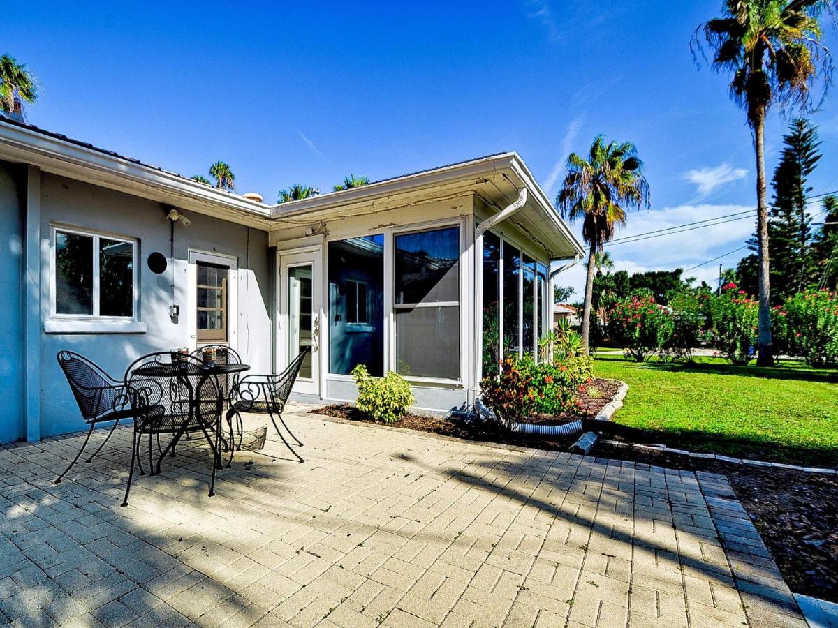 | Two-Bedroom Villa #729
