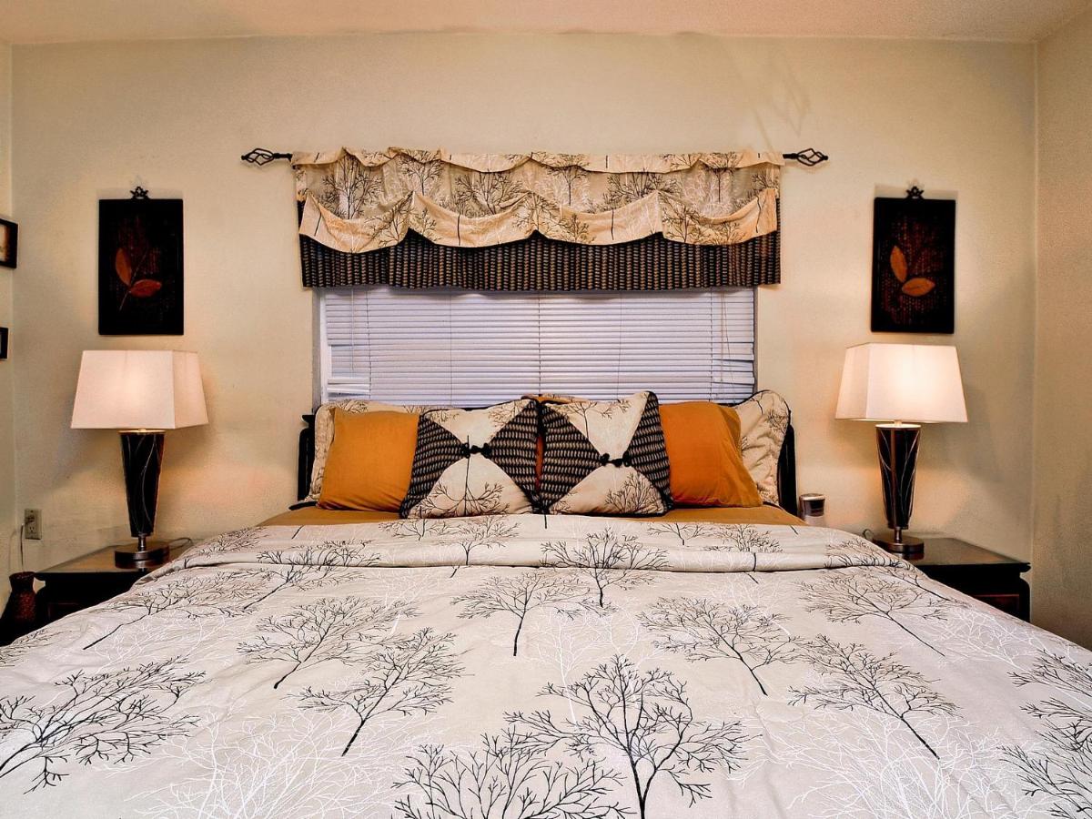 | Two-Bedroom Villa #729