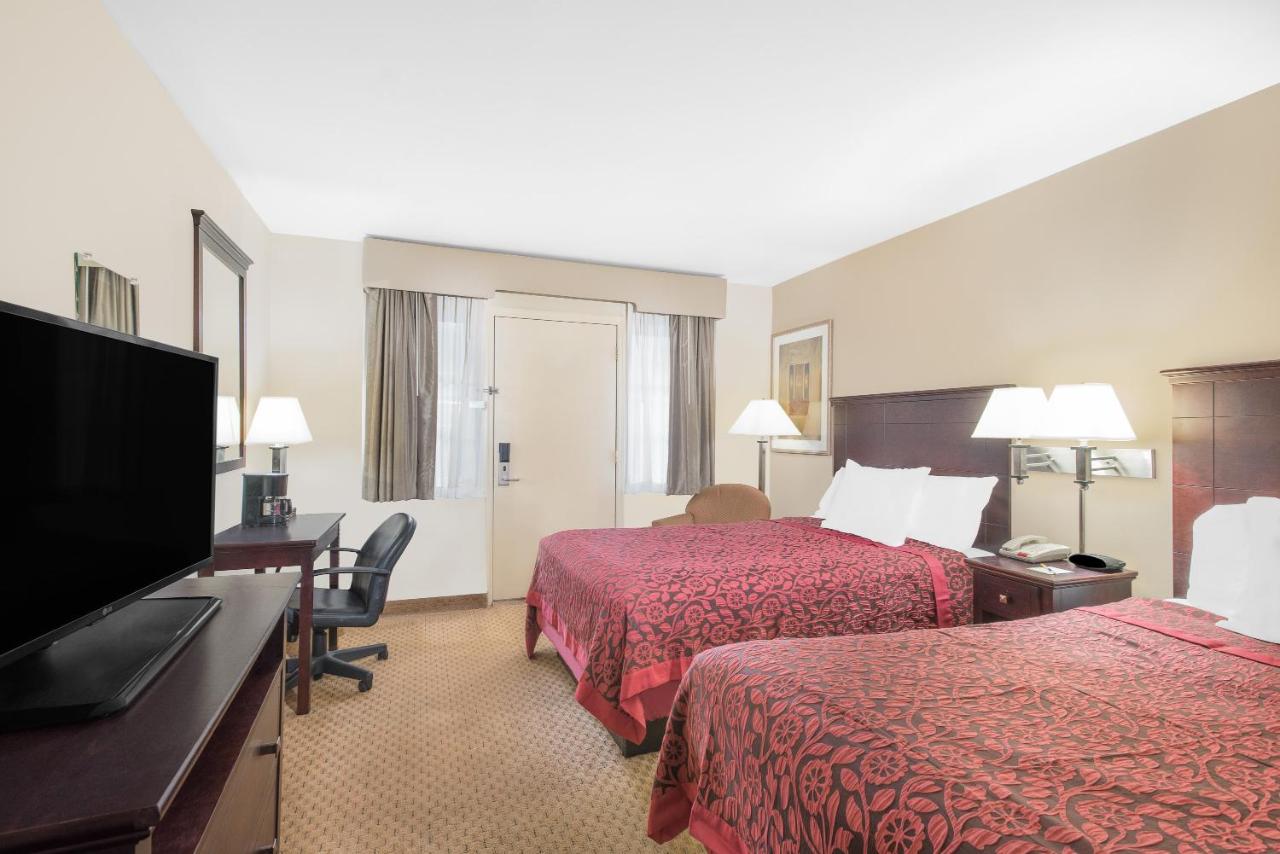 2 Double Beds, Accessible Room, Smoking at Days Inn by Wyndham Springfield/Phil.Intl Airport