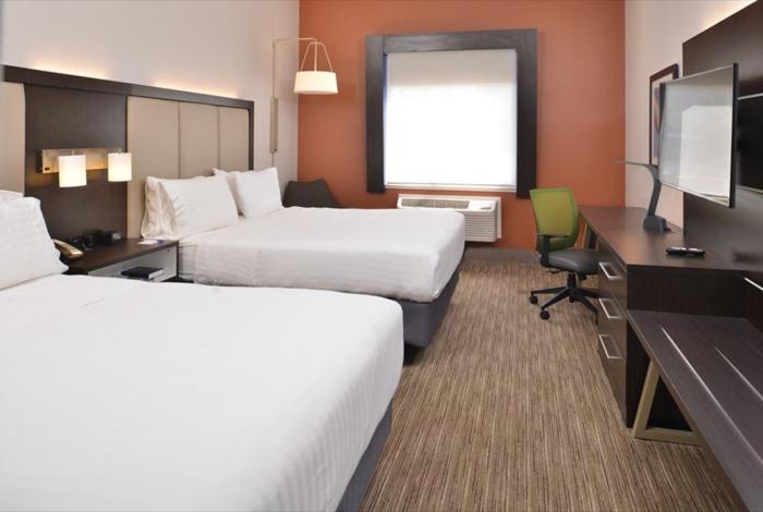 Queen Room with Two Queen Beds - Disability Access at Holiday Inn Express & Suites by IHG
