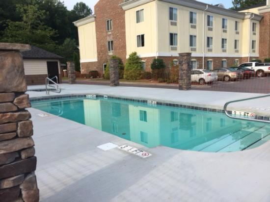 | Stonebrook Lodge