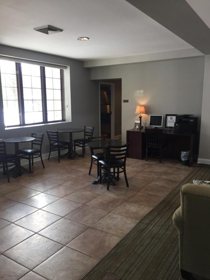 | Belvedere Inn Schenectady - Albany