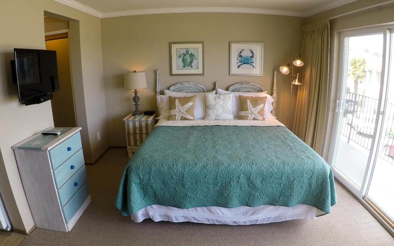 | Capitola Beach Suites