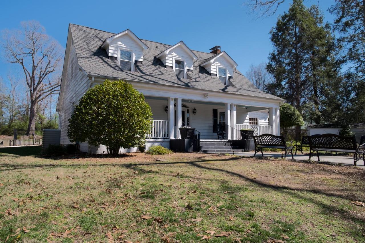  | Swamp Rabbit Inn Travelers Rest