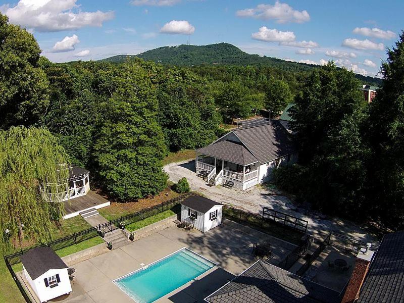 | Swamp Rabbit Inn Travelers Rest