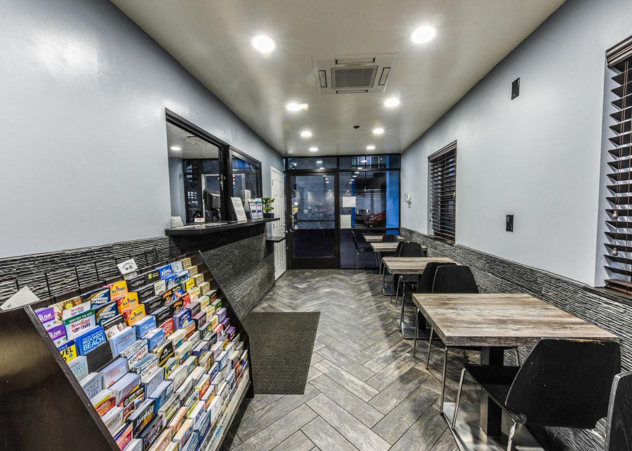 | Hollywood Inn Express LAX