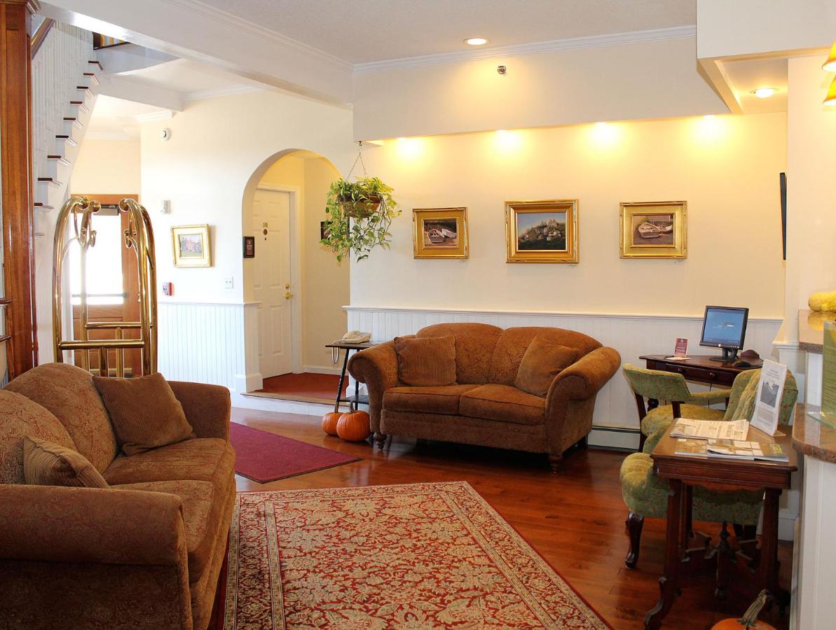 | Lord Camden Inn