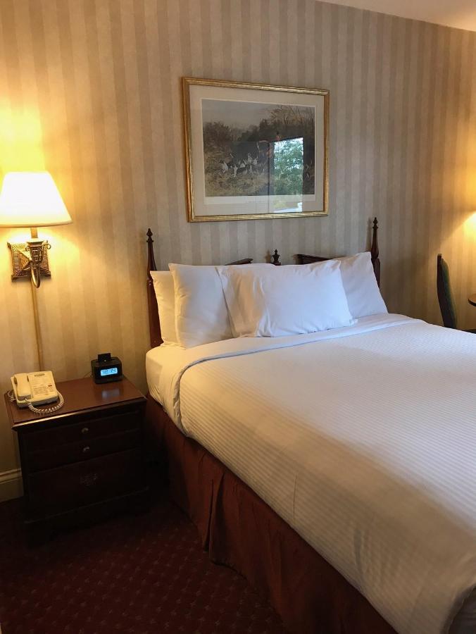 | Kirkwood Inn