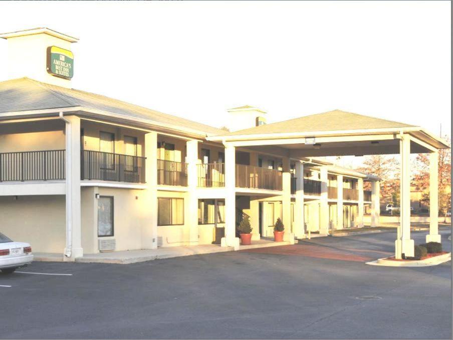  | America's Best Inn & Suites - Decatur