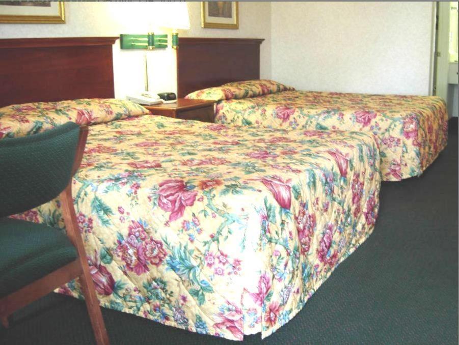 | America's Best Inn & Suites - Decatur