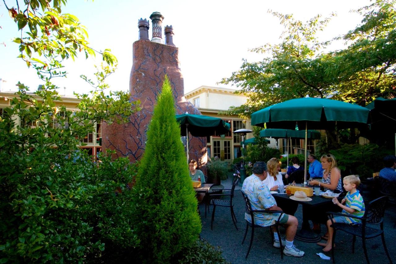 | McMenamins Kennedy School