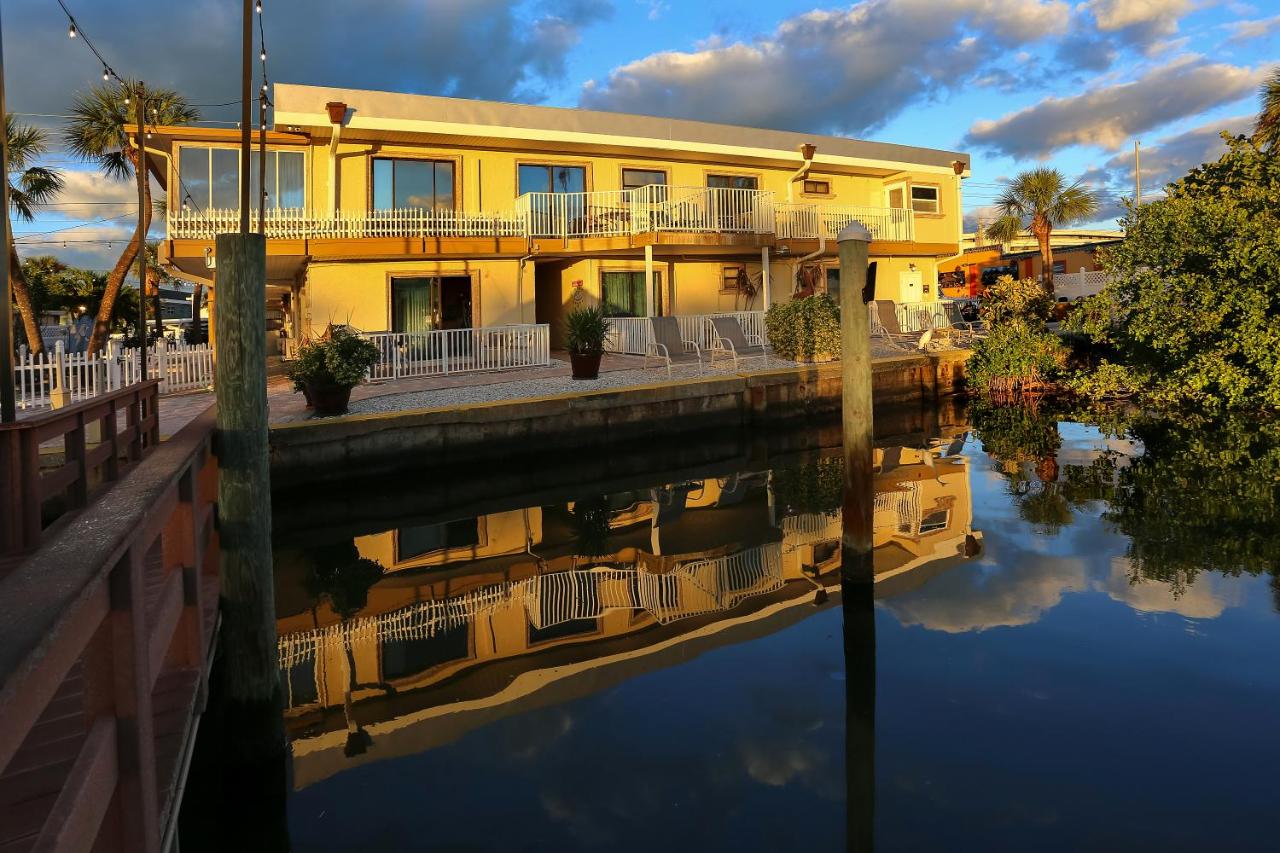| Bayview Plaza Waterfront Resort