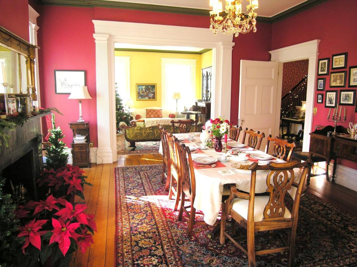  | Delano Homestead Bed and Breakfast