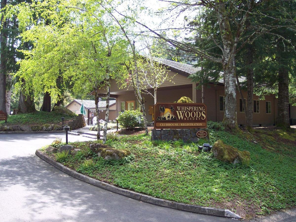 | Whispering Woods Resort, a VRI resort