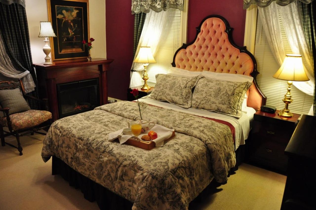 | Arbor View House Bed and Breakfast