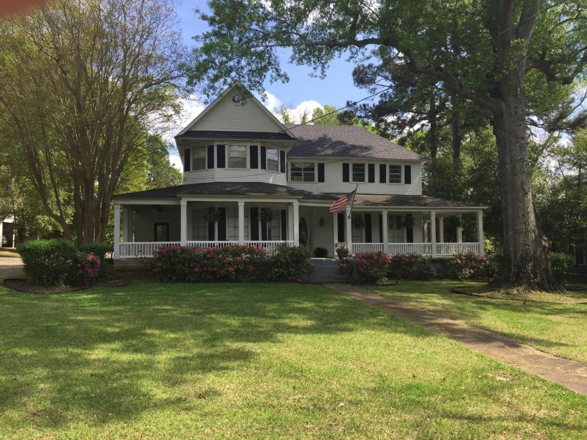 | Huffman House Bed & Breakfast
