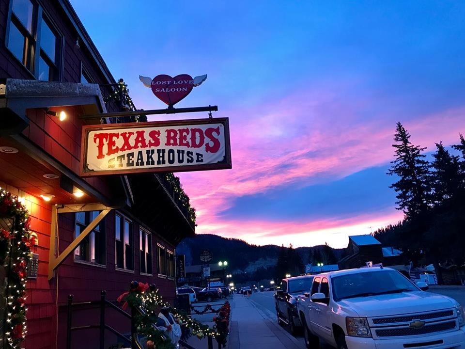  | The Lodge at Red River