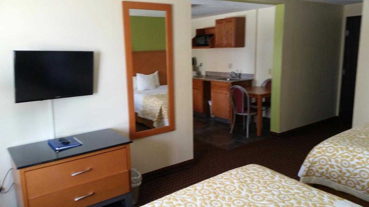Deluxe Double Room with Two Double Beds - Non-Smoking at Days Inn by Wyndham Fort Dodge