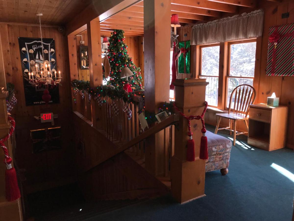 | The Lodge at Red River