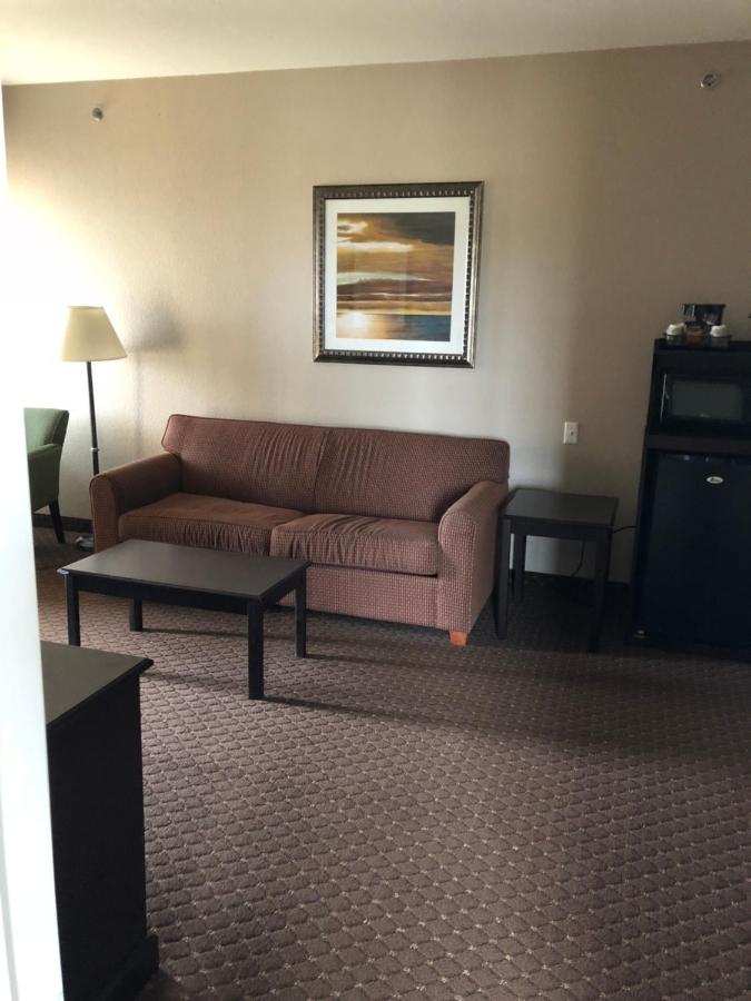 | Americas Best Value Inn - Gun Barrel City