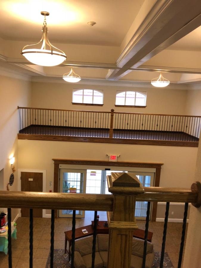 | Americas Best Value Inn - Gun Barrel City
