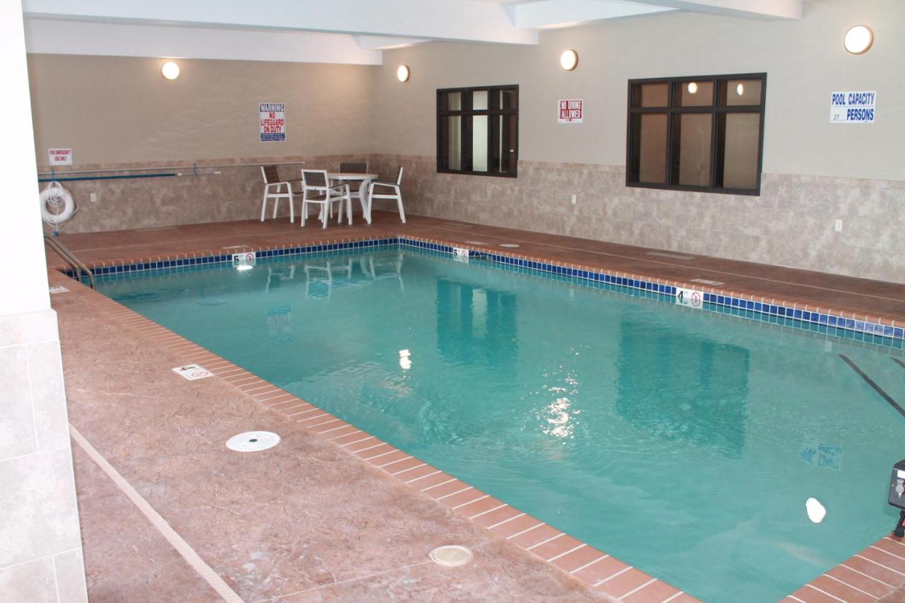 | Brookstone Lodge & Suites - Emmetsburg